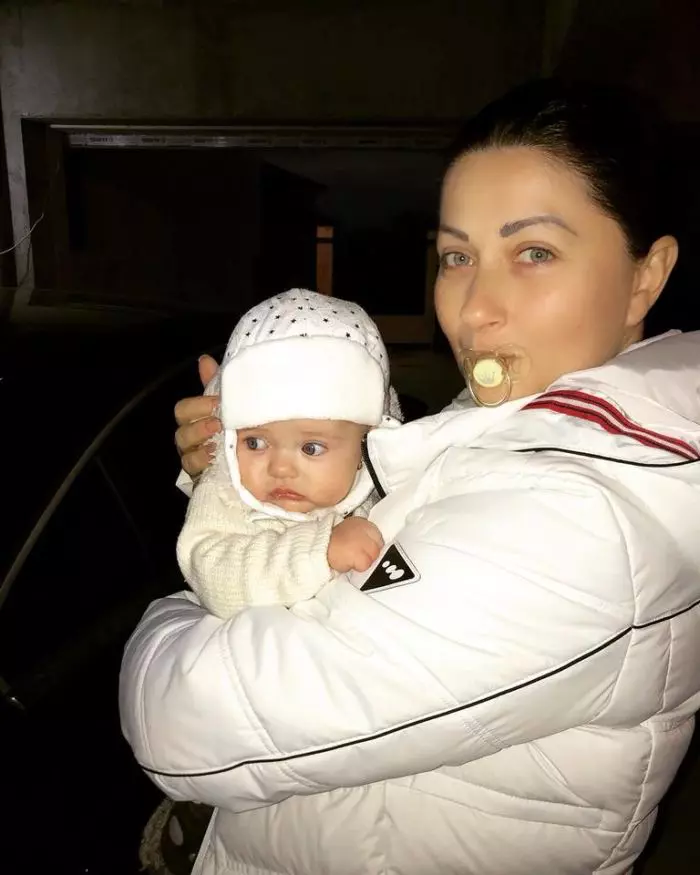 Gabriela Cristea și Victoria