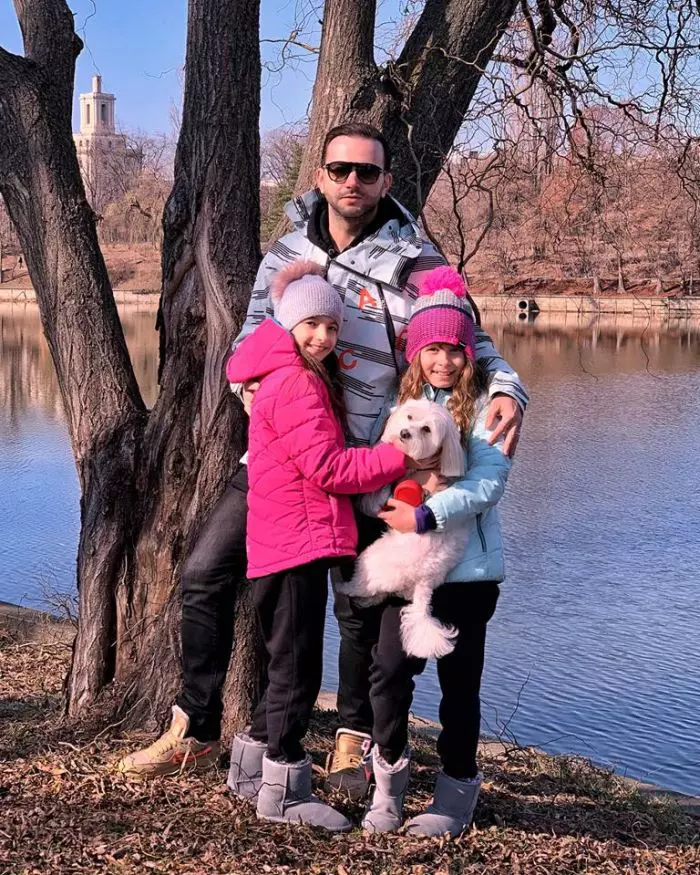 Mihai Morar și familia sa