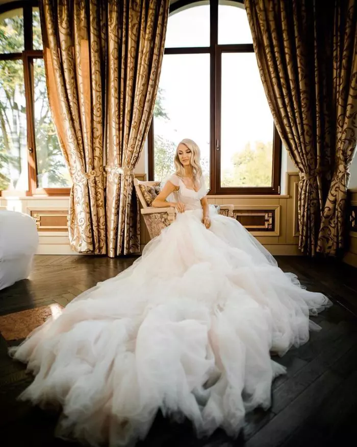 Andreea Bălan, în rochie de mireasă