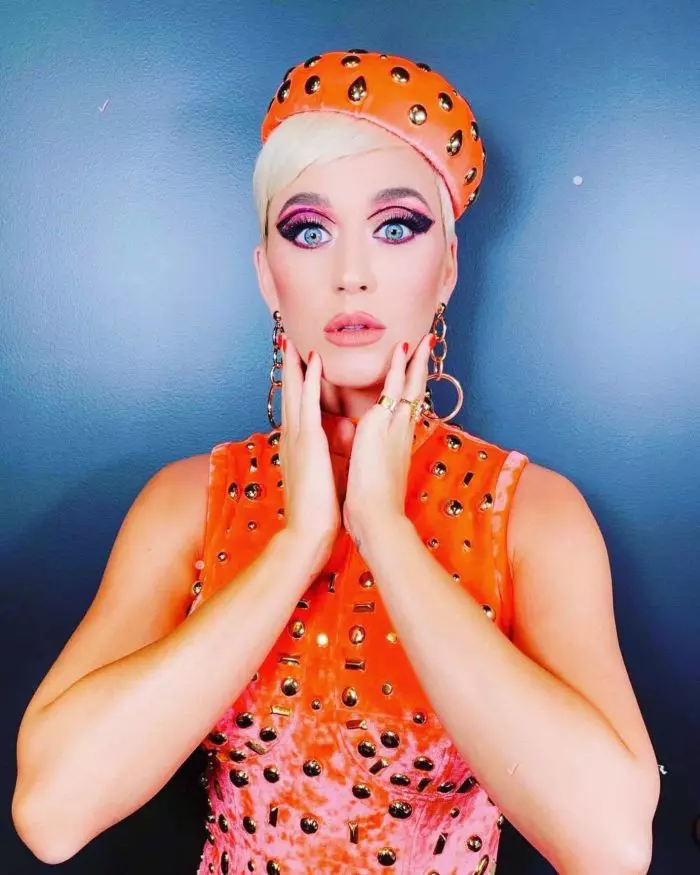 Katy Perry - locul 9