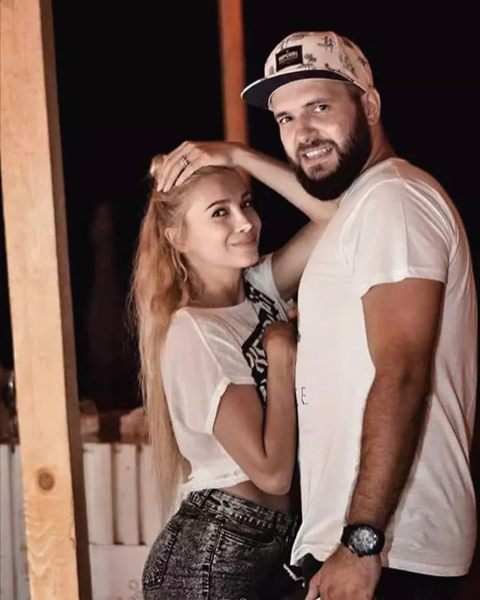 Lora și Ionuț Ghenu