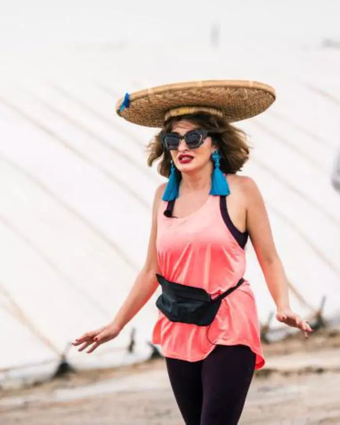 Ana-Morodan-la-Asia-Express-1