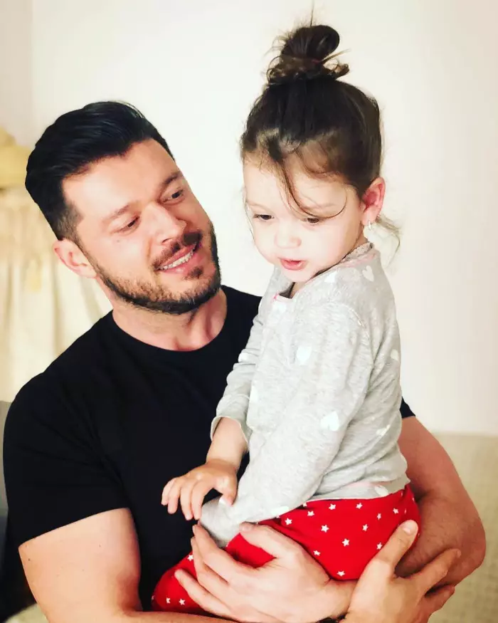victor-slav-si-fetita-sa-sofia