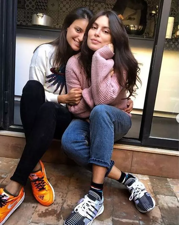 Catrinel și Lorena Menghia