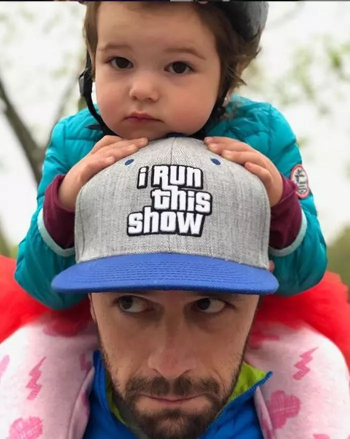 Adi Nartea și Mara, fiica sa