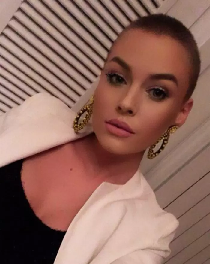 Misha se reinventează după divorţul de Connect-R