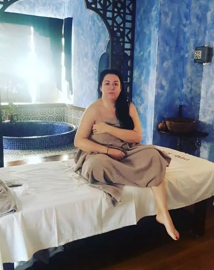 Oana Roman a mers la masaj