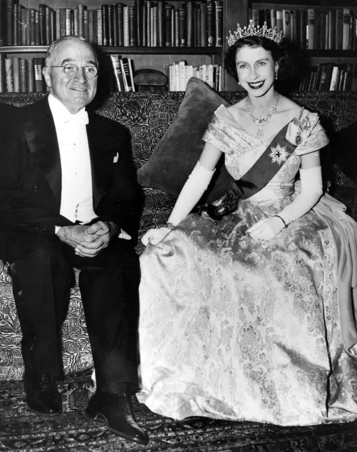 Elisabeta a II-a și președintele Harry S. Truman (1951)