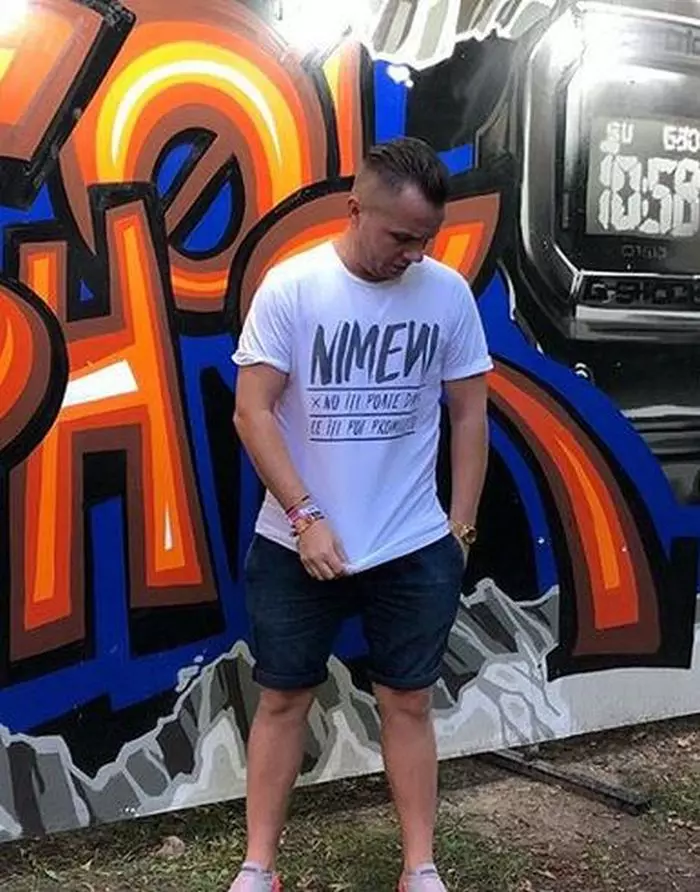 Codin Maticiuc (tricou Tshirt Factory)