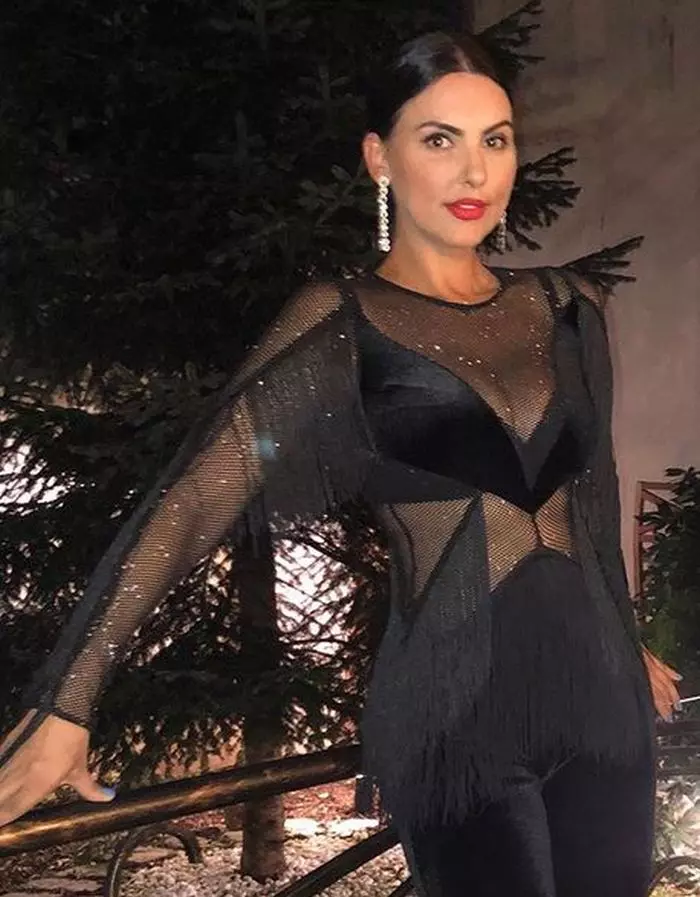 Lavinia Pârva are 34 de ani