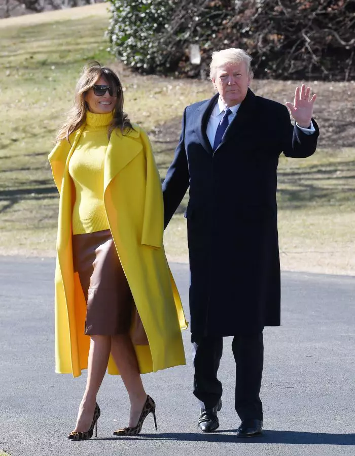 Melania Trump a eclipsat într-o ţinută galbenă