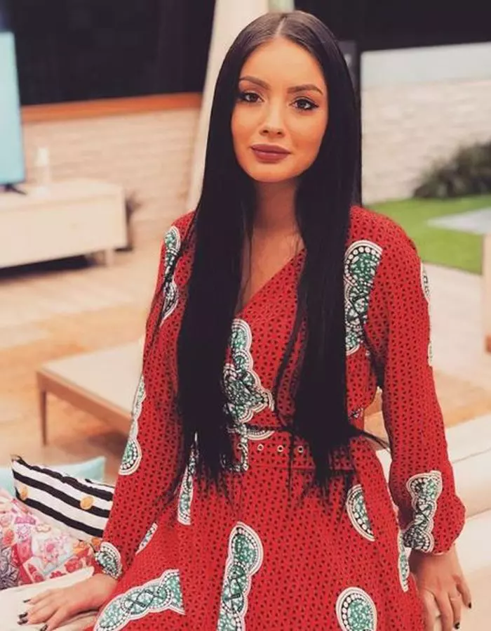 Simina de la Puterea Dragostei