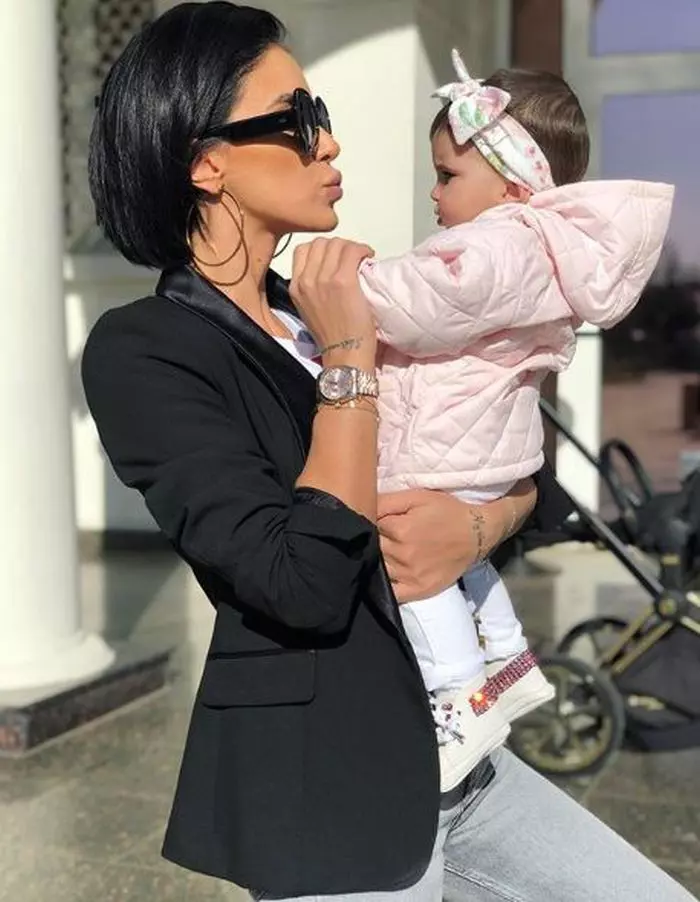 Adelina Pestritu si Zenaida