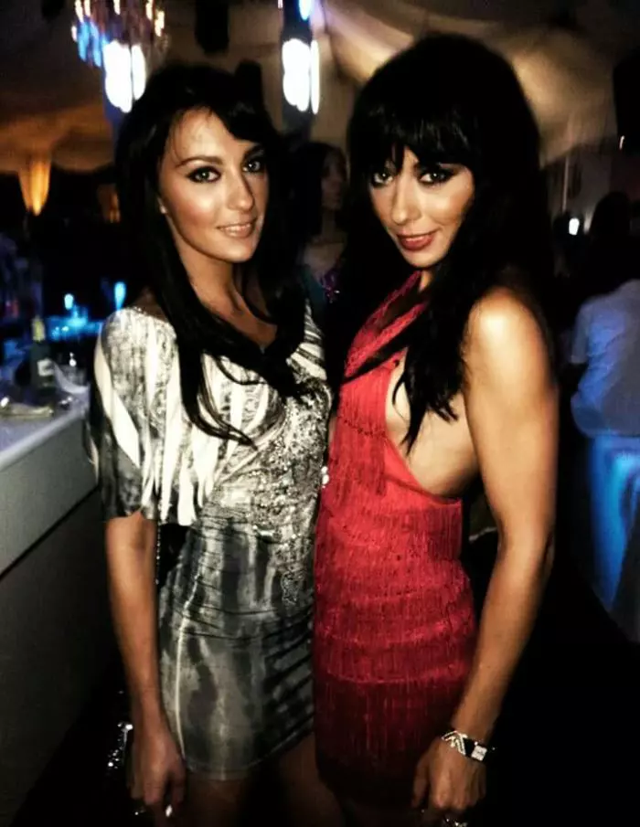 Așa arată acum surorile Cheeky Girls