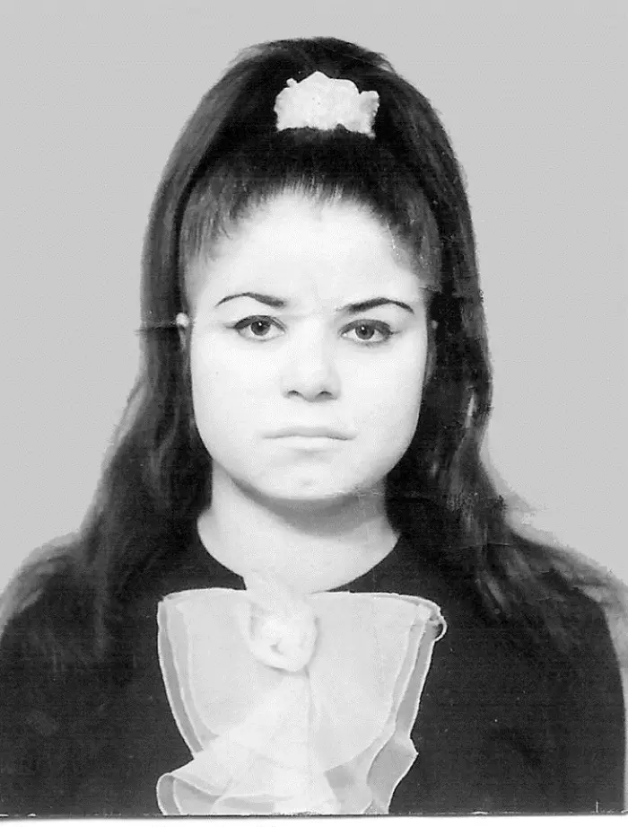 Saveta-Bogdan-in-tinerete