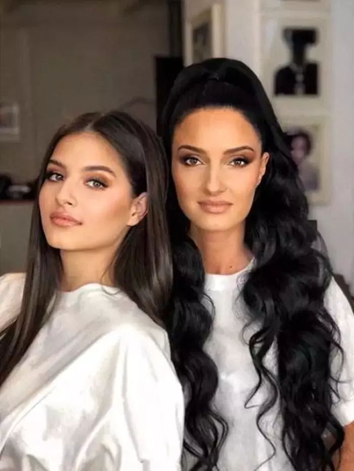 ami-teiceanu-si-carmina-1