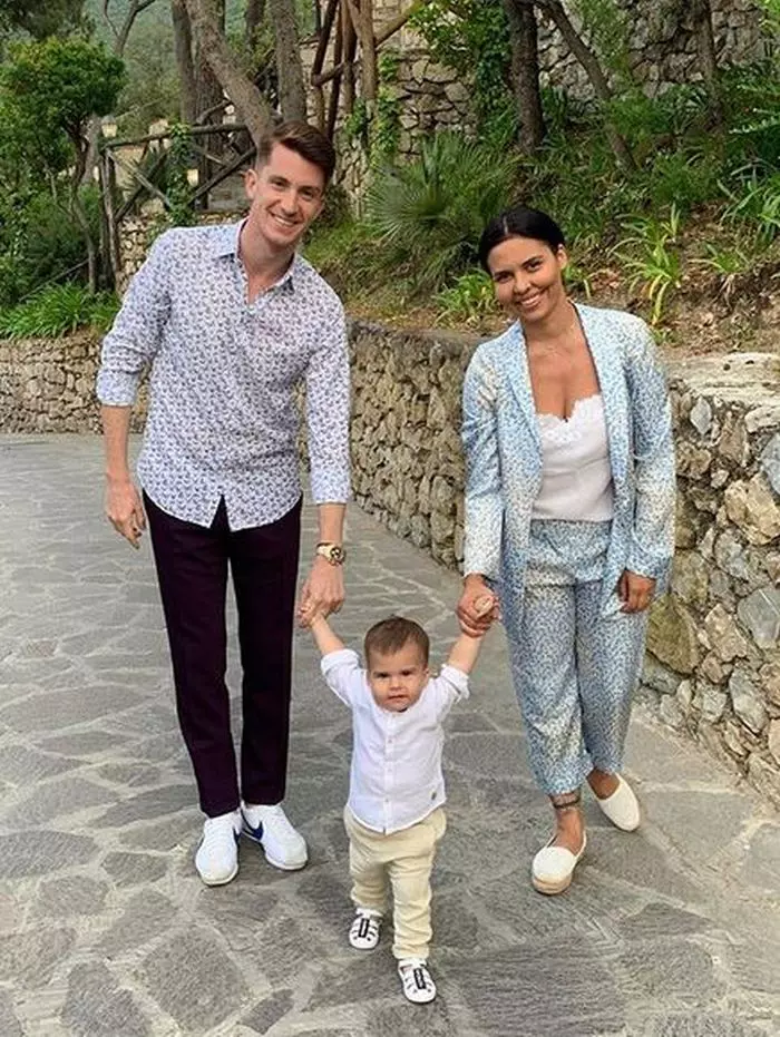 Andreea Popescu și familia ei