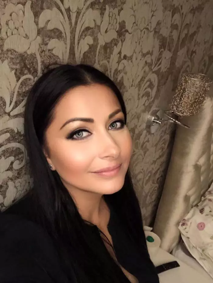 Gabriela Cristea si familia 2