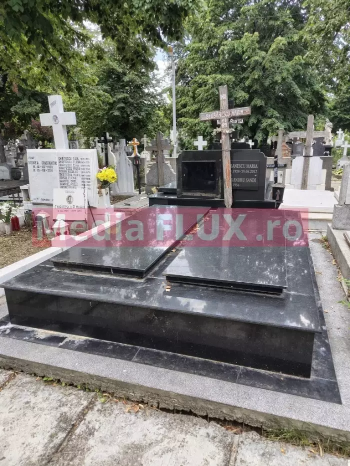 loc-de-veci-ion-iliescu-august-768x1024-700x933
