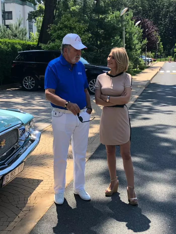 Alessandra Stoicescu a condus un Rolls Royce Phantom, în valoare de 200.000 de euro, din colecția lui Ion Țiriac.