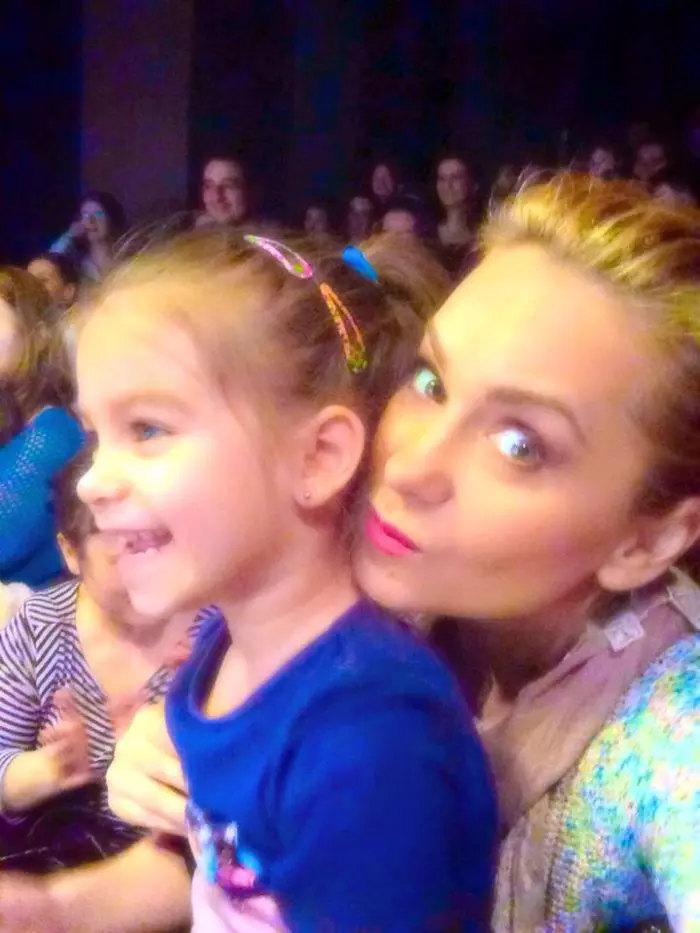 Paula Chirila si Carla