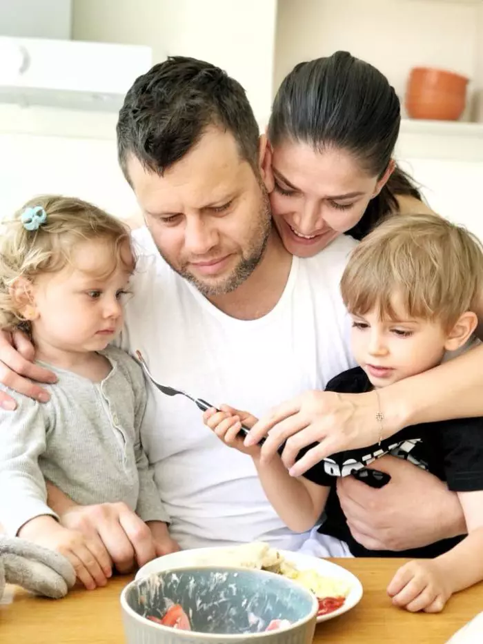 Alina Puscas, însărcinată a treia oară