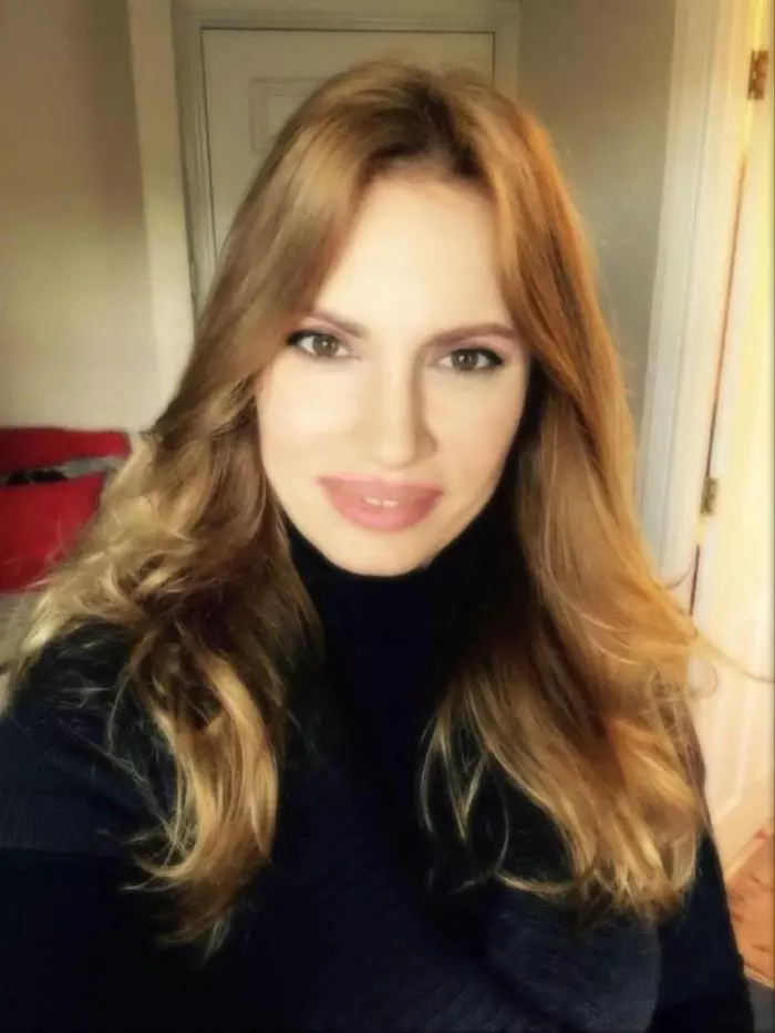 Cele două surori seamănă destul de bine.