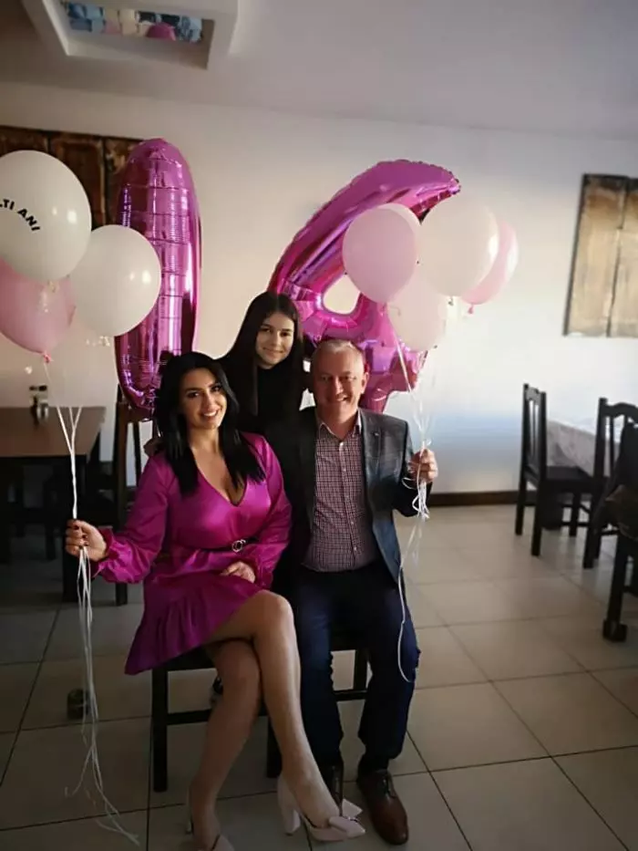 Ziua fiicei iubitului Mirelei de la Insula iubirii