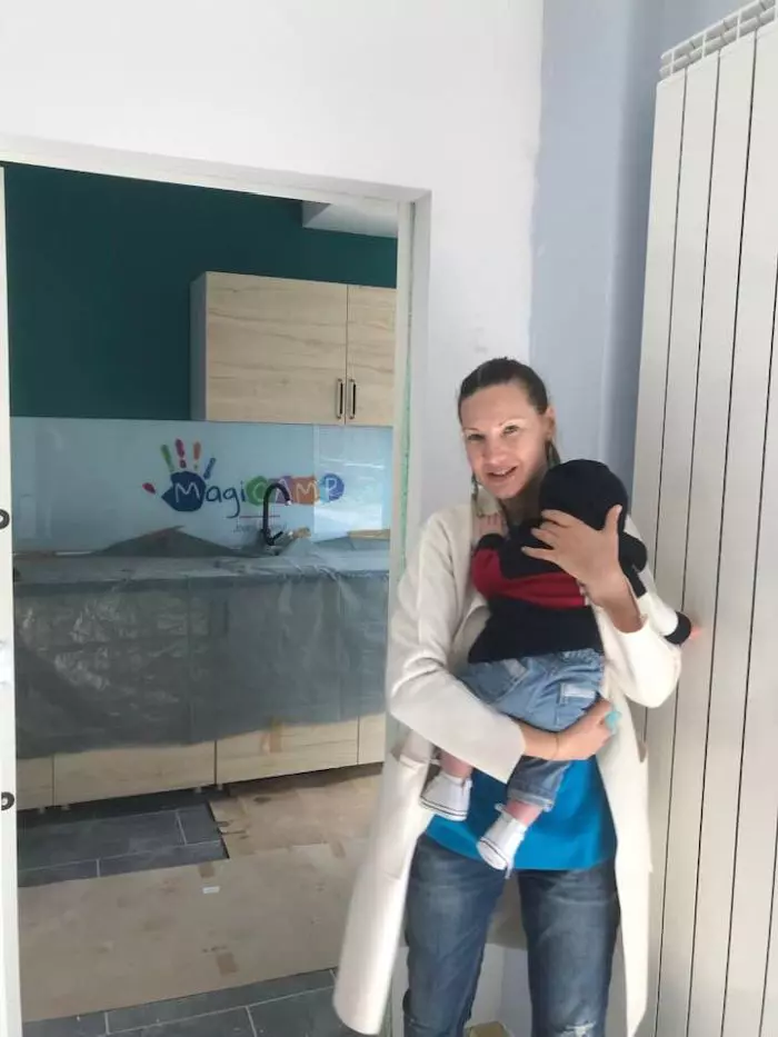 Melania Medeleanu și fiul ei