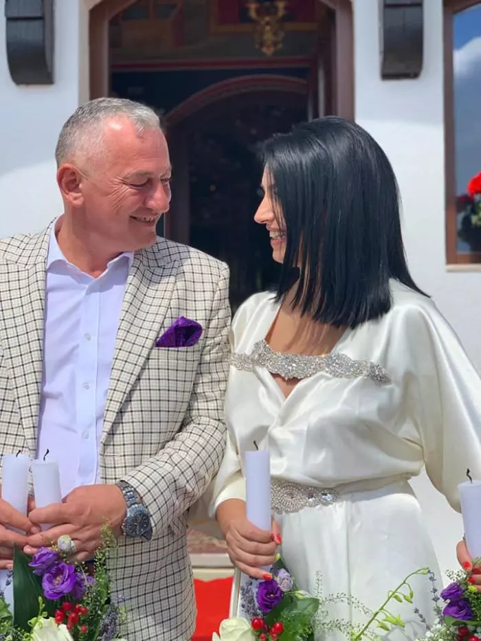 Mirela de la Insula Iubirii s-a căsătorit religios