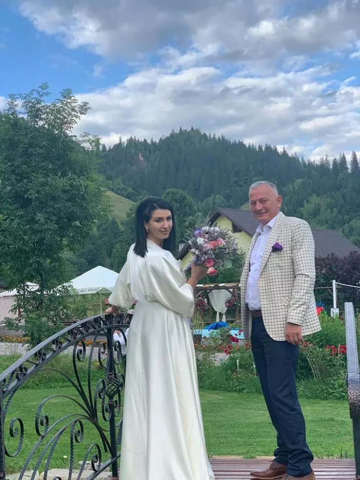 Mirela de la Insula Iubirii s-a căsătorit religios