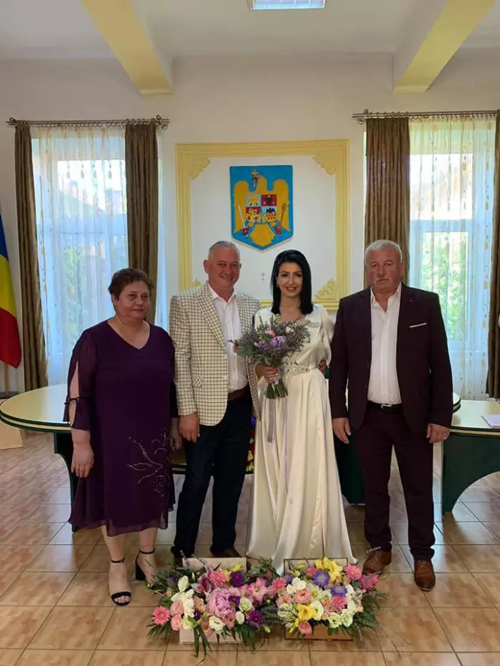 Mirela de la Insula Iubirii s-a căsătorit religios
