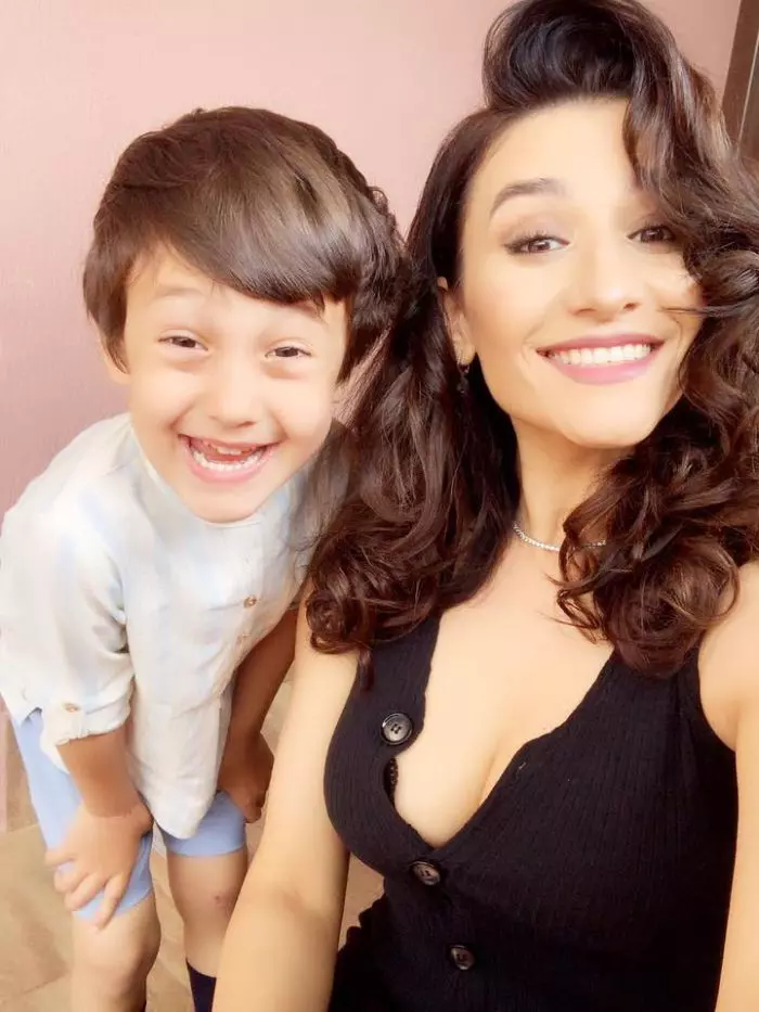 Claudia Patrascanu si copiii 3