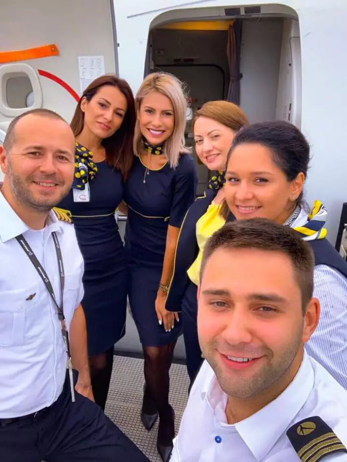 Noemi și colegii săi