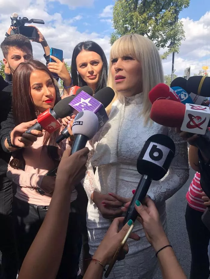 Primele imagini de la botezul fetiței Elenei Udrea 6