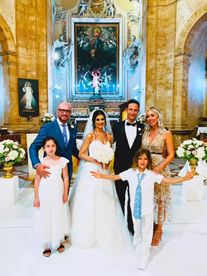 Raluca Zenga si familia 1