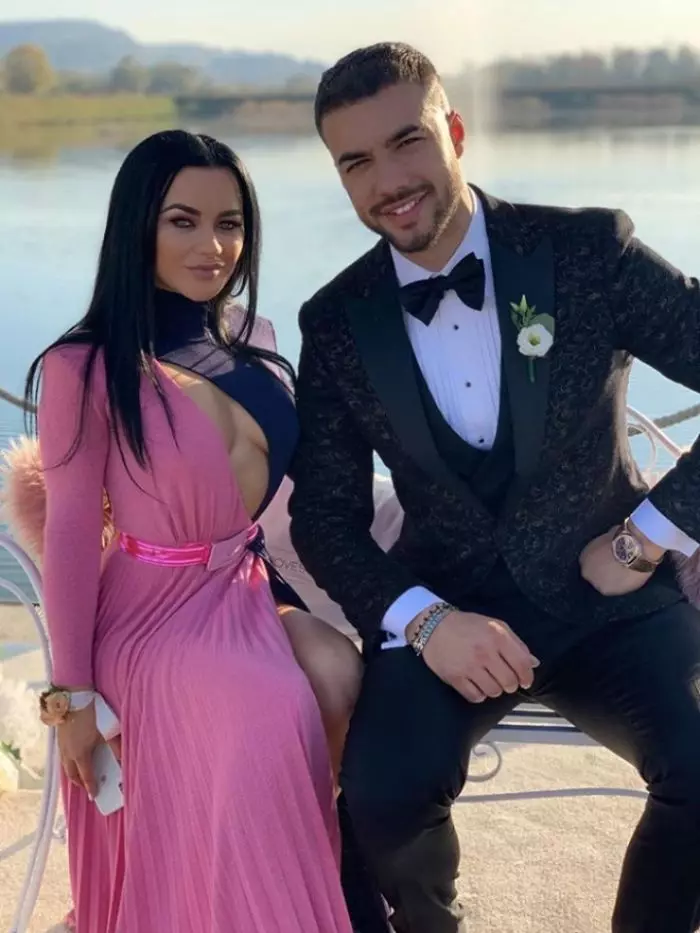 Carmen-de-la-Sălciua-și-culita