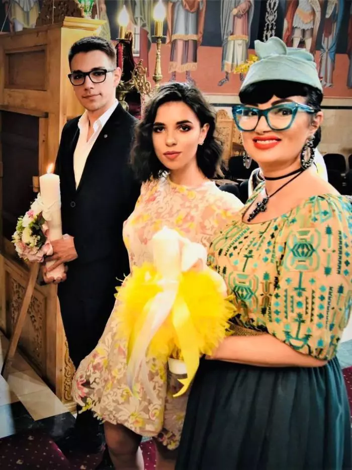 Ozana Barabancea și cei doi copii