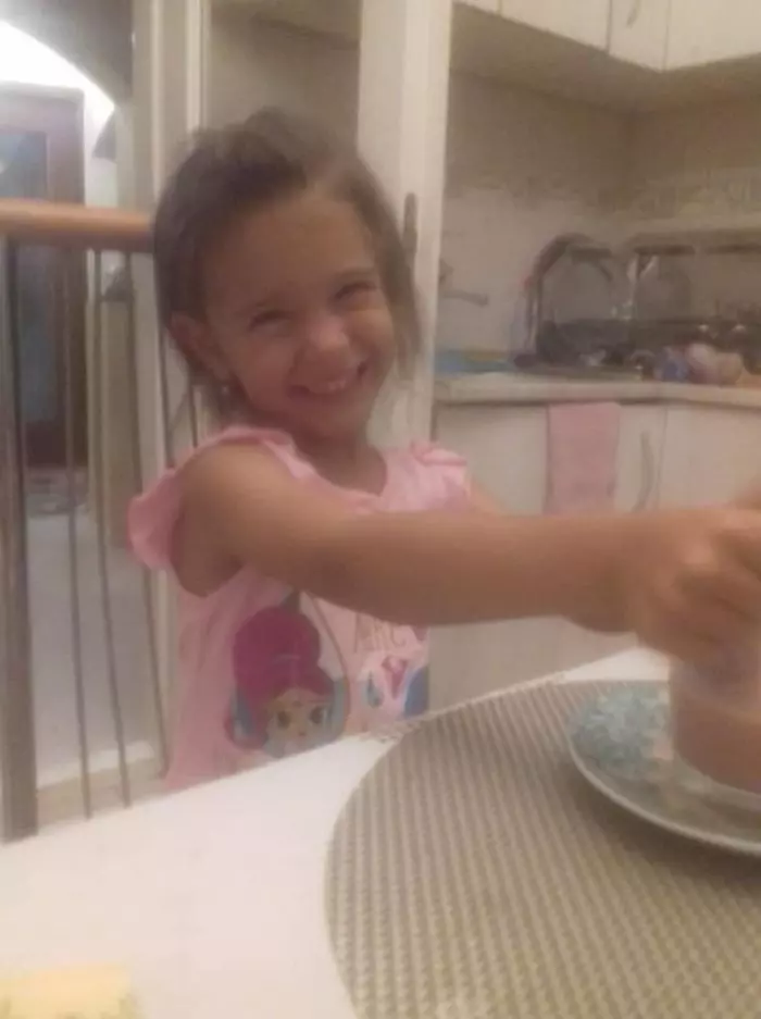 Gloria, fiica Alinei Vidican și a lui Cristi Borcea