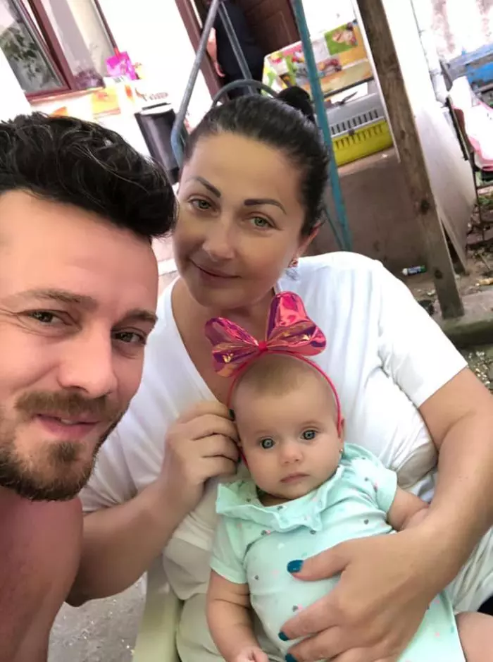 Gabriela Cristea si Tavi Clonda 5