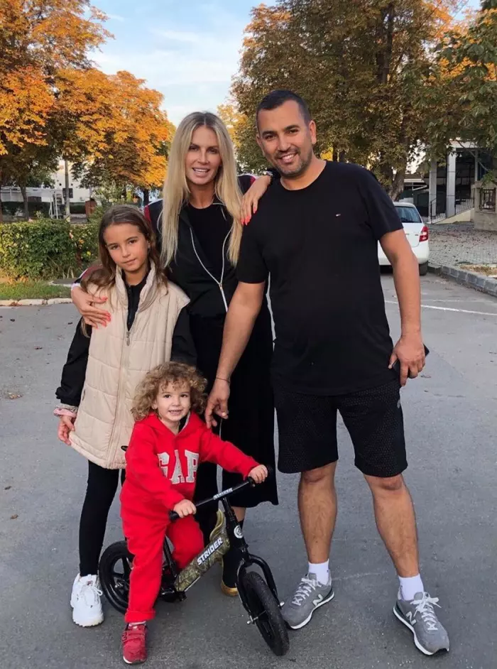 Andreea Banica si familia