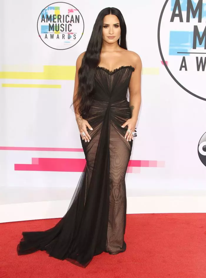 Demi Lovato a ajuns la spital, din cauza unei supradoze de heroină!