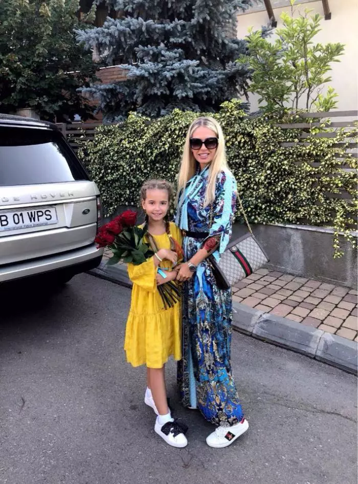 Fiica Andreei Bănică a trecut clasa a 4-a