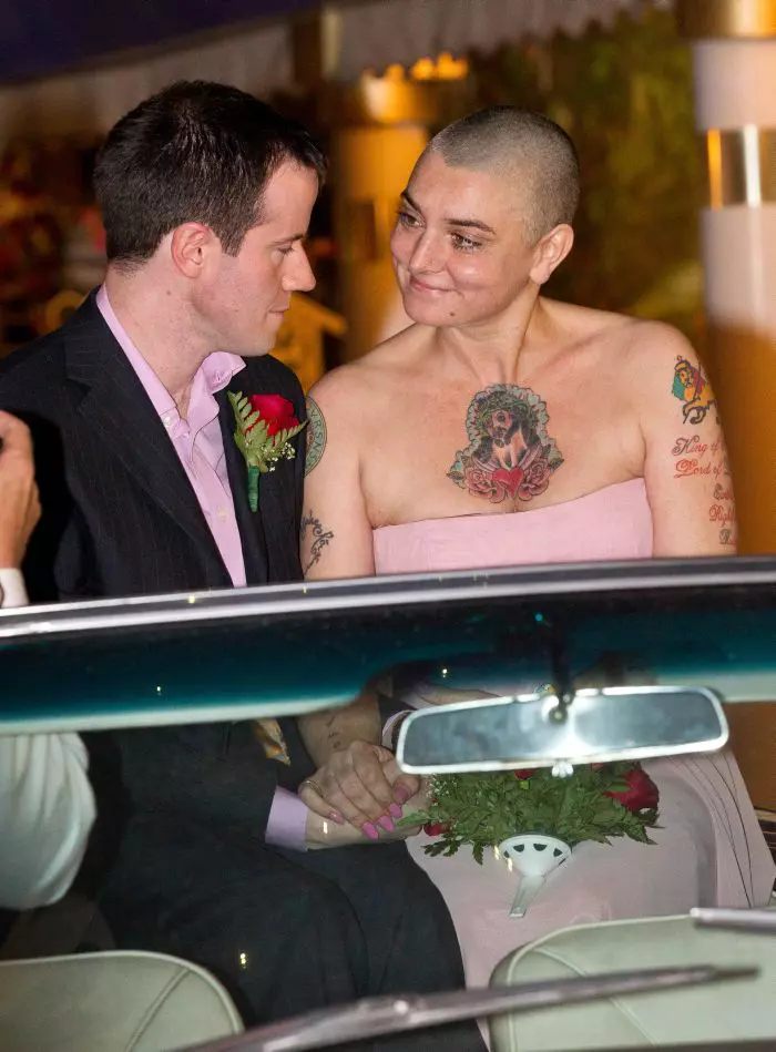 Sinead O'Connor și Barry Herridge s-au căsătorit în Las Vegas