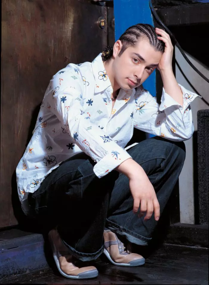 Marius Moga purta codițe afro în 2003