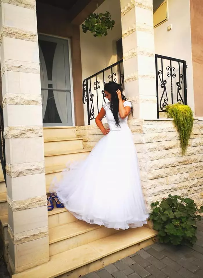 Mirela de la ”Insula iubirii” a îmbrăcat rochia de mireasă