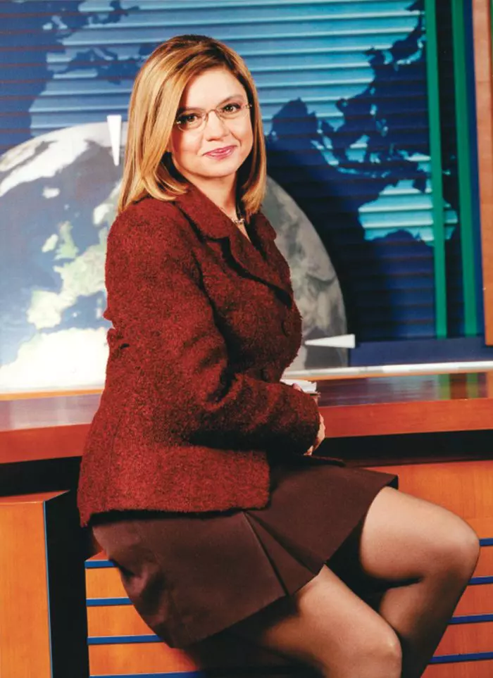 Arhiva VIVA!: Cristina Țopescu în 2001, când abia se angajase la Prima TV, undea avea să prezinte Jurnalul vreme de 12 ani
