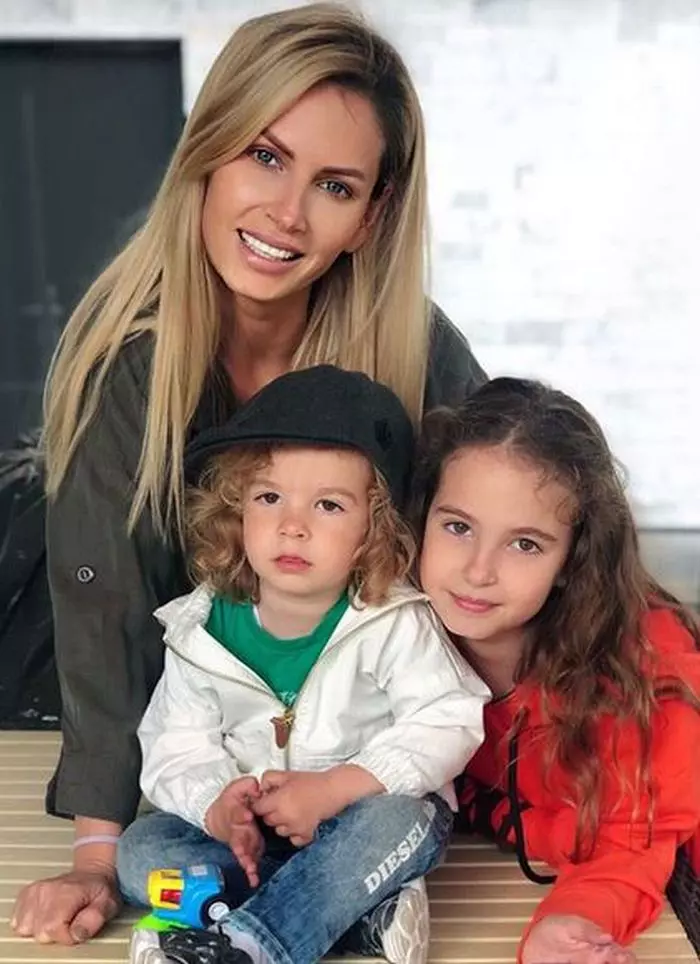 Andreea Bănică, Sofia și Noah Andrei