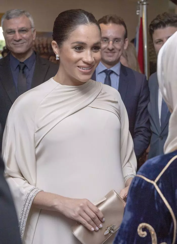 Fanii suspectează că Meghan Markle ar fi născut deja.