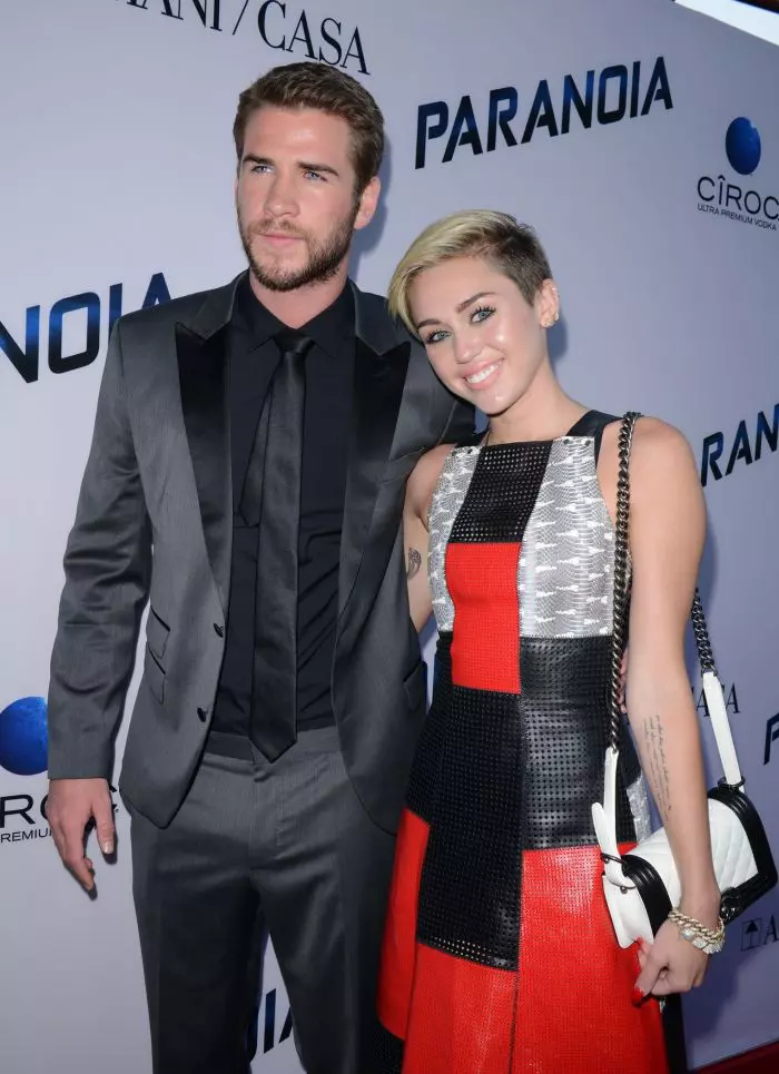 Miley Cyrus și Liam Hemsworth s-au căsătorit în luna decembrie și s-au despărțit 8 luni mai târziu.